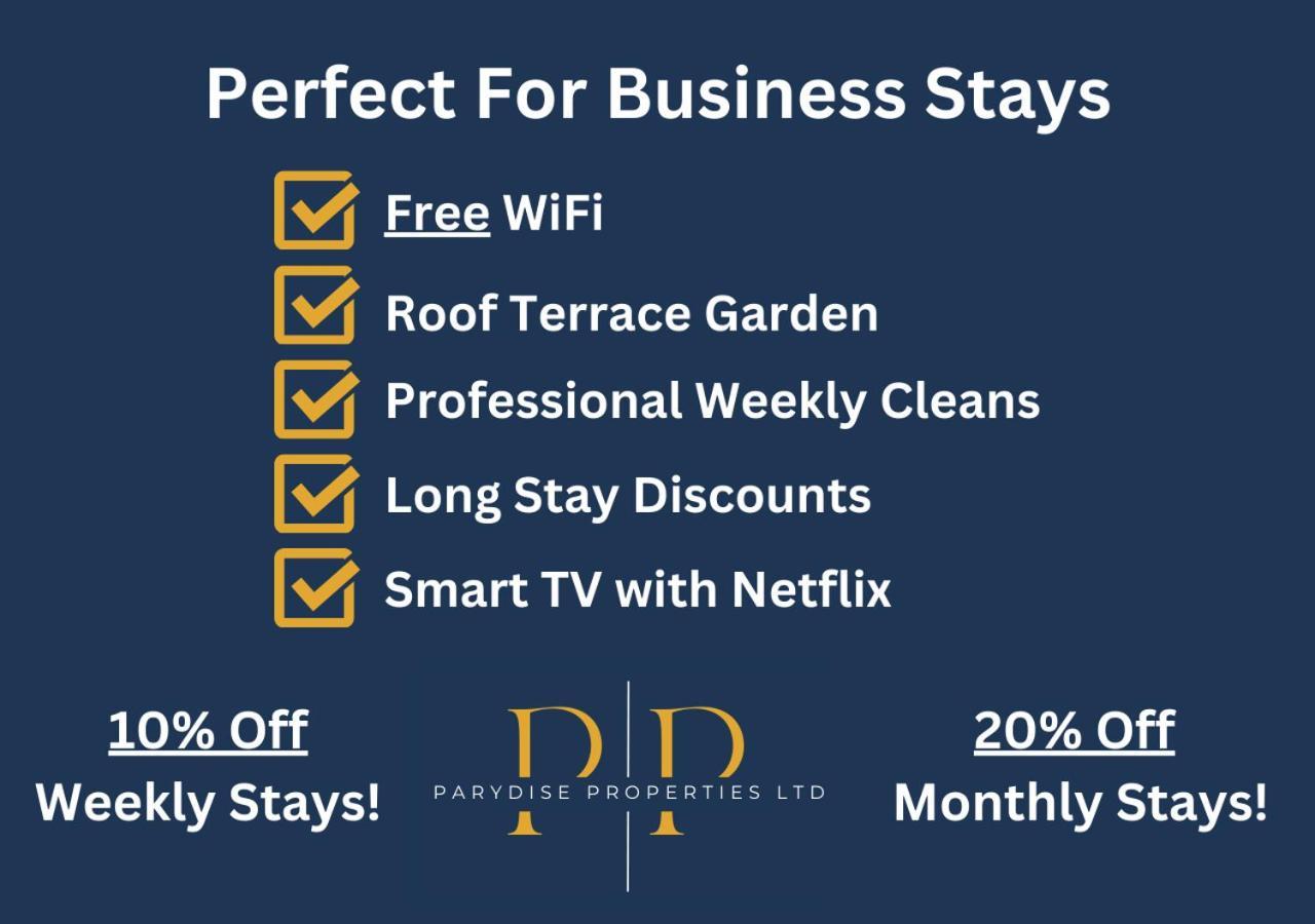 The Middlewood Plaza Suite - By Parydise Properties - Business Or Leisure Stays, Central Location, Sleeps 4, Salford Манчестър Екстериор снимка